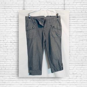 ❄️❄️Mexx Women’s Capris -  Size 10